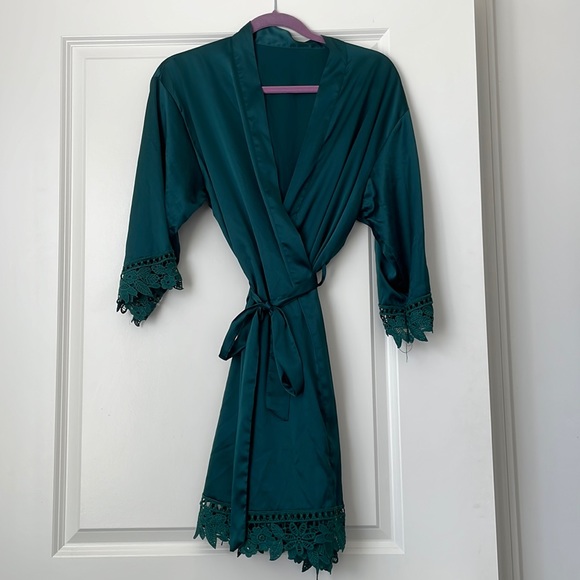 Intimates & Sleepwear Emerald Green Satin Robe Poshmark